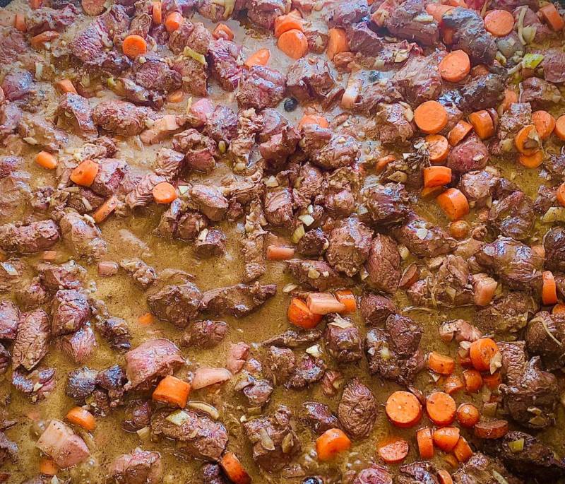 Commandez un plat mijoté fait maison chez un traiteur proche d'Aix-en-Provence